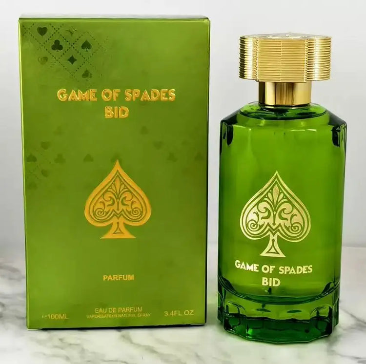 Men’s perfume with a fresh, floral and woody scent profile